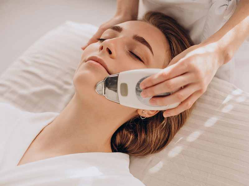 Ultraschall Skin Scrubber inkl. Tiefenreinigung